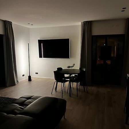 The Blackhouse Хофн Экстерьер фото